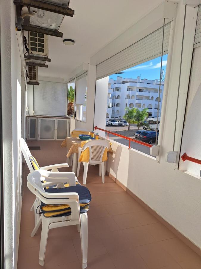 Palmeira Sol- 2 Bedrooms 300M From The Beach Ocean View Porches  Kültér fotó