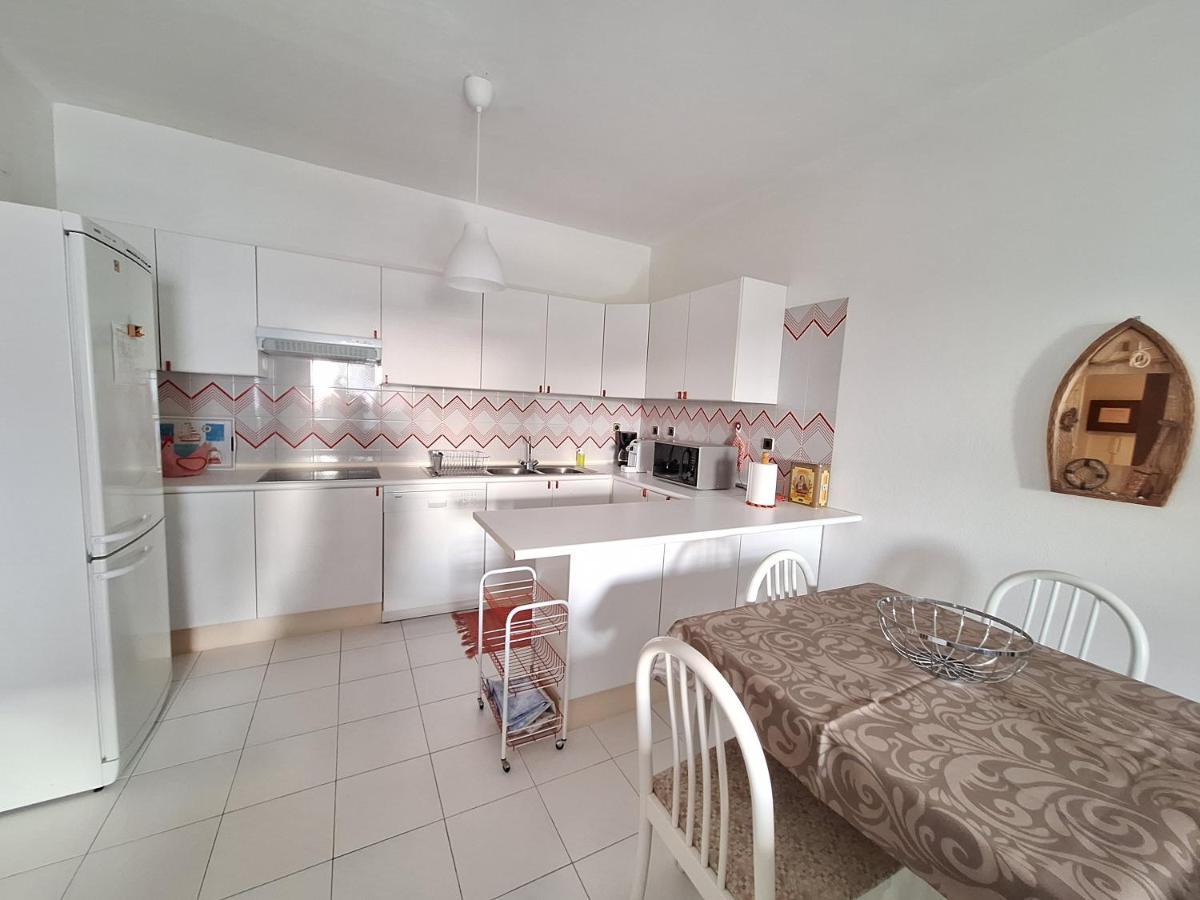 Palmeira Sol- 2 Bedrooms 300M From The Beach Ocean View Porches  Kültér fotó